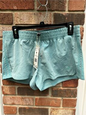 NWT Women's M Adidas Pacer 3-Stripes Woven Shorts Aqua Teal Aeroready Not Lined